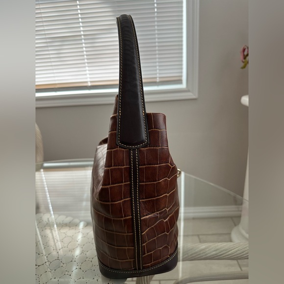 SOLD DOONEY & BOURKE Croc Embossed Leather Logo Lock Hobo  Shoulder Bag Brown - Picture 5 of 11